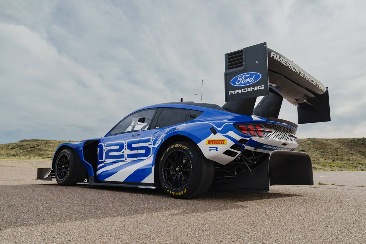 Super Mustang Mach-E n.º 125 conquista Pikes Peak y hace historia con Romain Dumas 2 Super Mustang Mach E EV Pikes Peak 2026 4