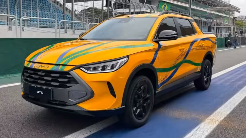 BYD Mako 004