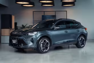 CUPRA PHEV Carro 1
