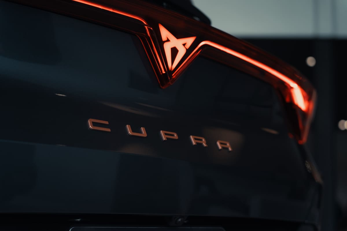 CUPRA Formentor híbrido enchufable: llega a Colombia para quedarse 7 CUPRA PHEV Carro 10