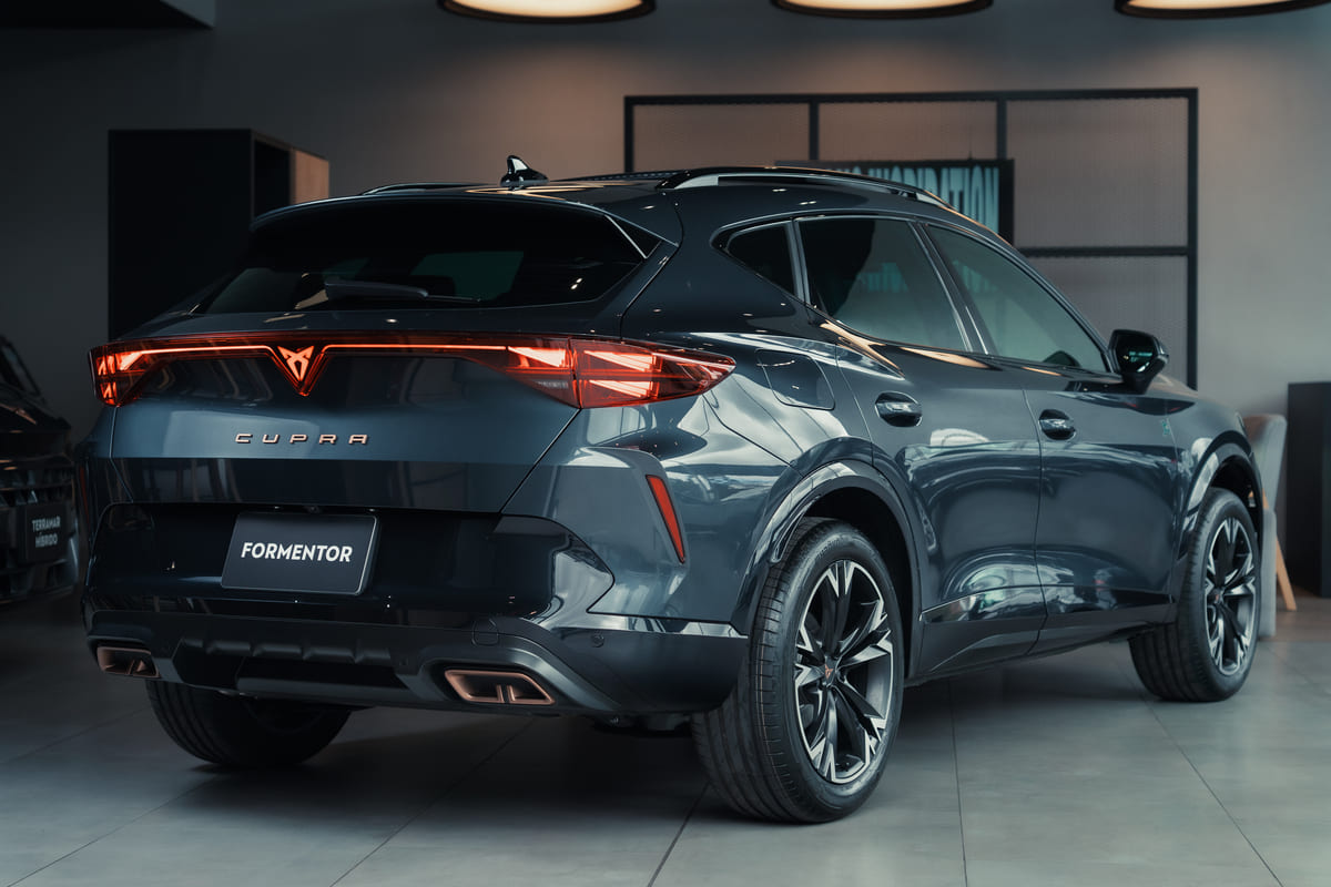 CUPRA Formentor híbrido enchufable: llega a Colombia para quedarse 4 CUPRA PHEV Carro 22