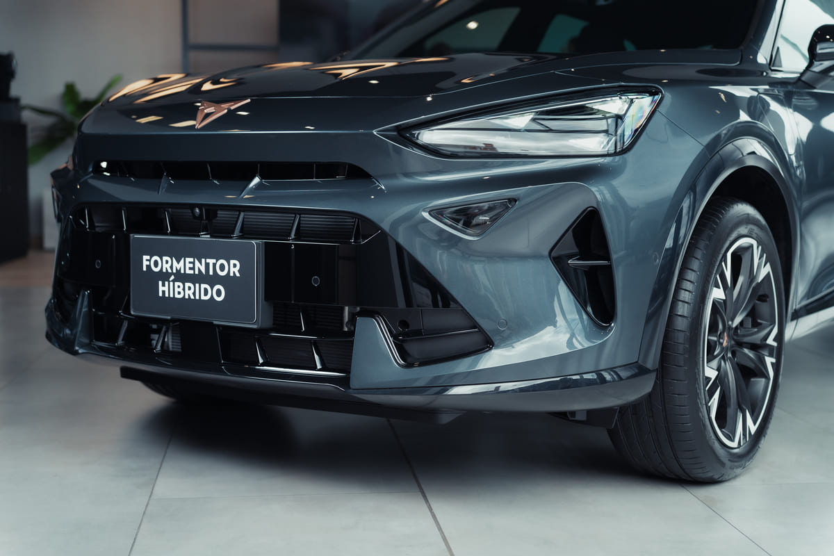 CUPRA Formentor híbrido enchufable: llega a Colombia para quedarse 2 CUPRA PHEV Carro 4