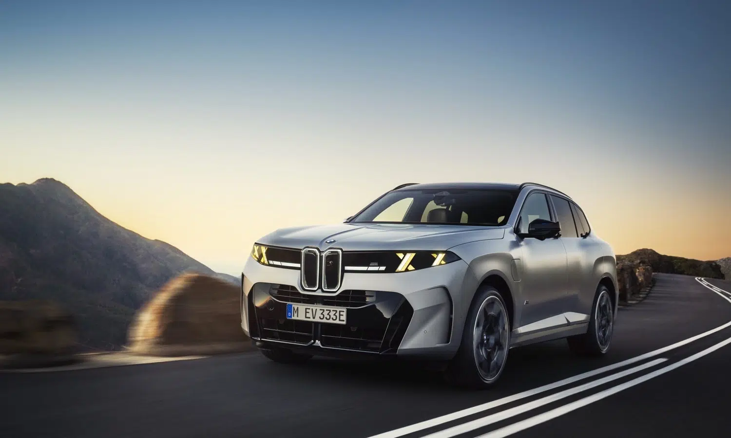 BMW X5 2027 0003