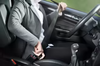 Protege tu vida Usa correctamente los sistemas de seguridad de tu vehiculo