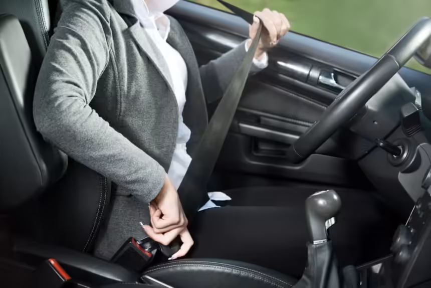 Protege tu vida Usa correctamente los sistemas de seguridad de tu vehiculo