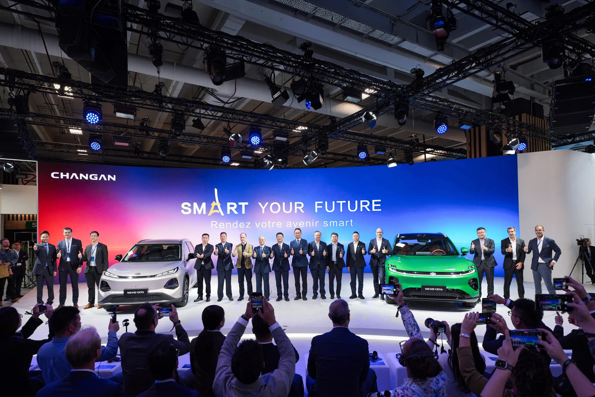 CHANGAN NEVO Q05 conquista París: el SUV eléctrico que conecta a Colombia con la expansión global de Changan 1 193cd745 aace 4194 9741 850a7d46c845