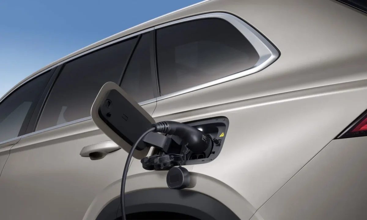 Geely Monjaro EM-i: el SUV híbrido enchufable que quiere conquistar el mundo 4 Geely Monjaro EM i 0002