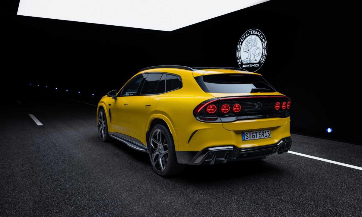 Mercedes AMG GT SUV 002