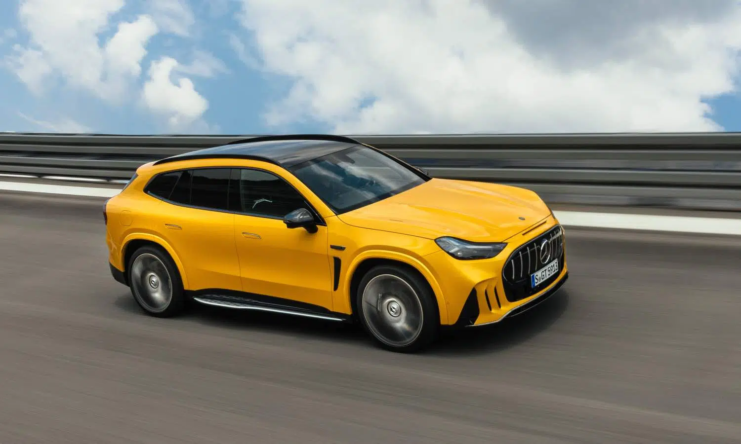 Mercedes AMG GT SUV 004
