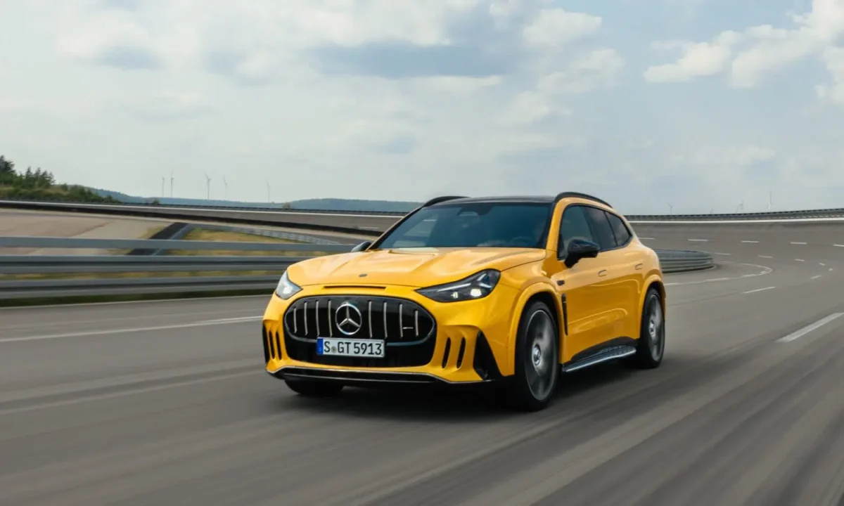 Mercedes AMG GT SUV 005