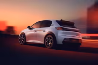 Peugeot e 208 GTi 002.jpg