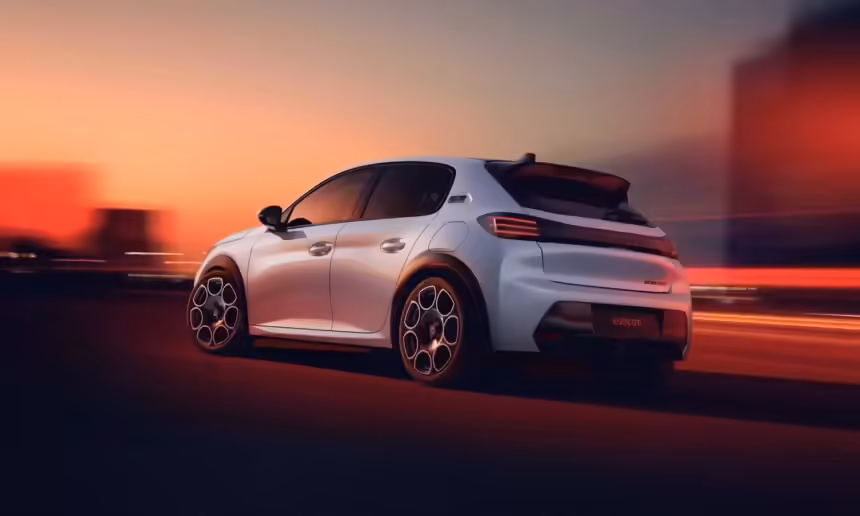 Peugeot e 208 GTi 002.jpg