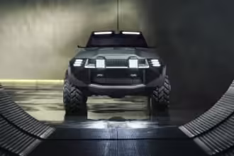 aston martin dakar alonso.jpg