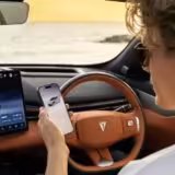 changan nevo celular