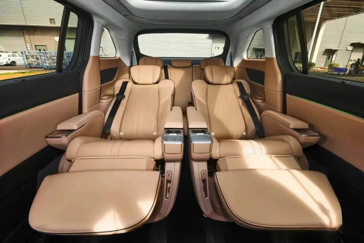 ZEEKR 9X en Colombia: la SUV de lujo que quiere poner en aprietos a las marcas europeas 5 zeekr 9x 2027 0002